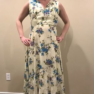 1990s Floral V Neck Dress